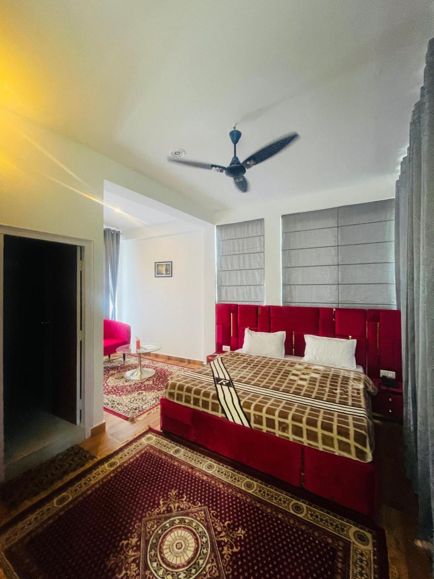 Collection O The Maan Resort Rāmgarh Exterior foto